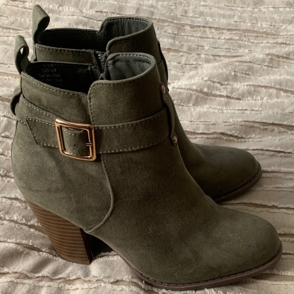 Diba Booties - Picture 4 of 10